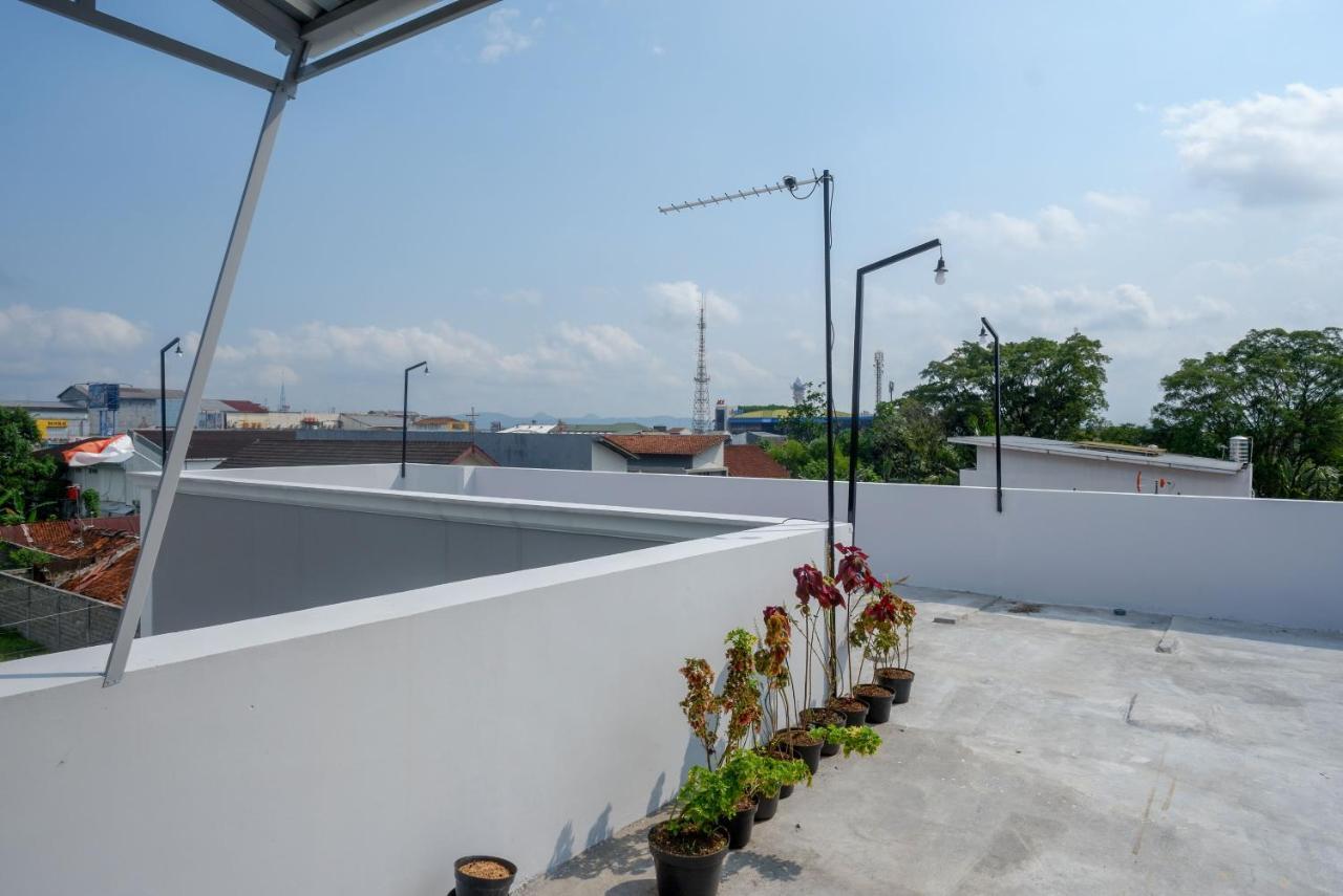 Reddoorz Near Rita Supermall Purwokerto 2 Exterior foto